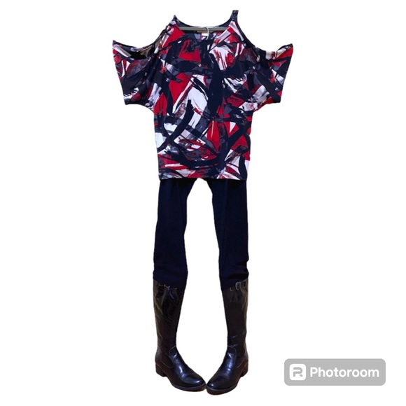 Meet your Posher, Jennifer - Picture 2 of 16